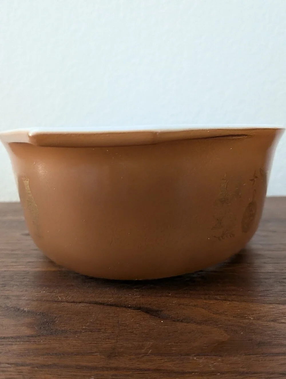 VTG Pyrex Oval Casserole Dish 1-1/2 Quart in Early American Gold on Brown #043